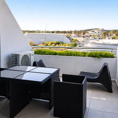Апартаменти Naturiste Cap D'agde Port Ambonne 239 *